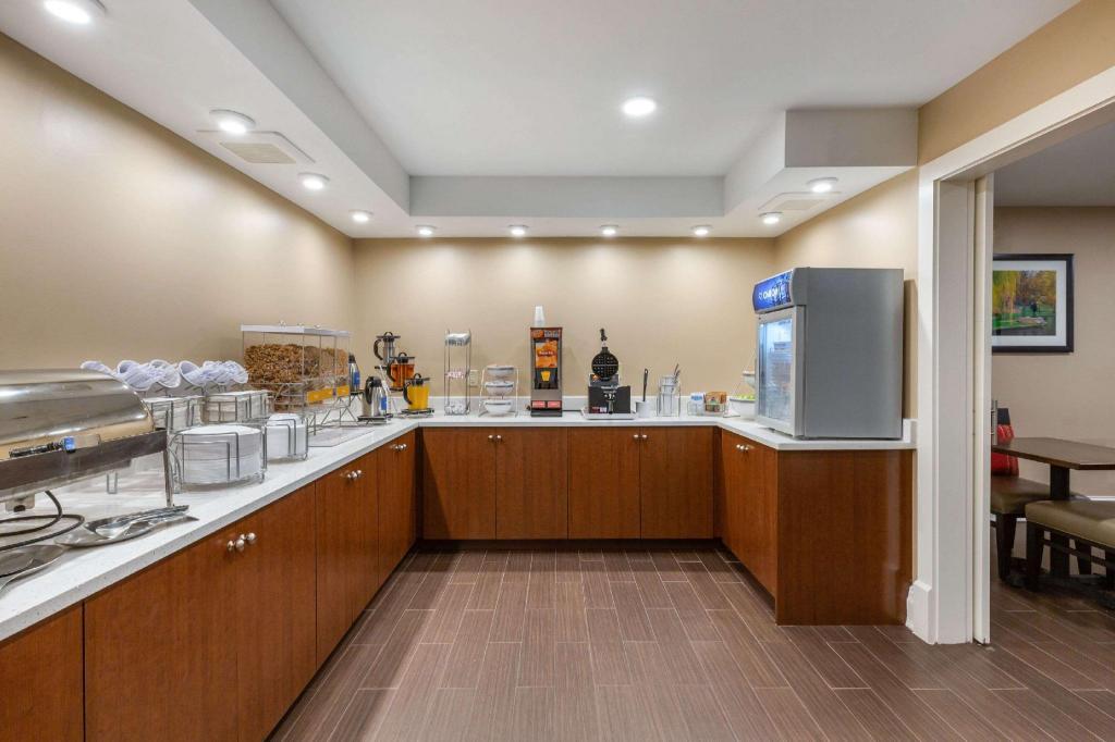 Comfort Inn Danvers- Boston Main image 2